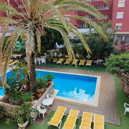 Apartamento En Edificio Mar Blau Calella Calella